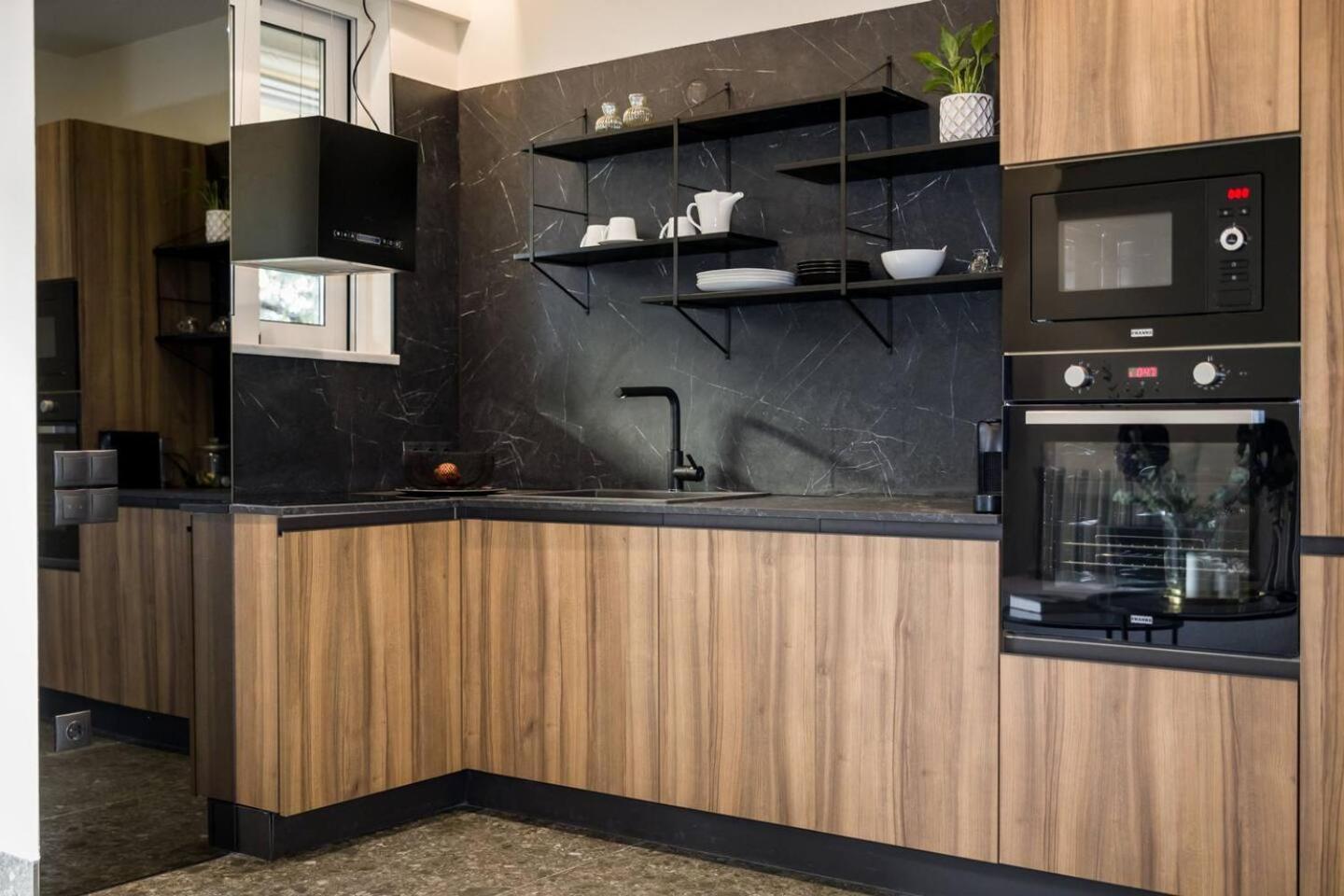 Luxury Apt Near The Beach Athens Riviera By Olon Exterior photo