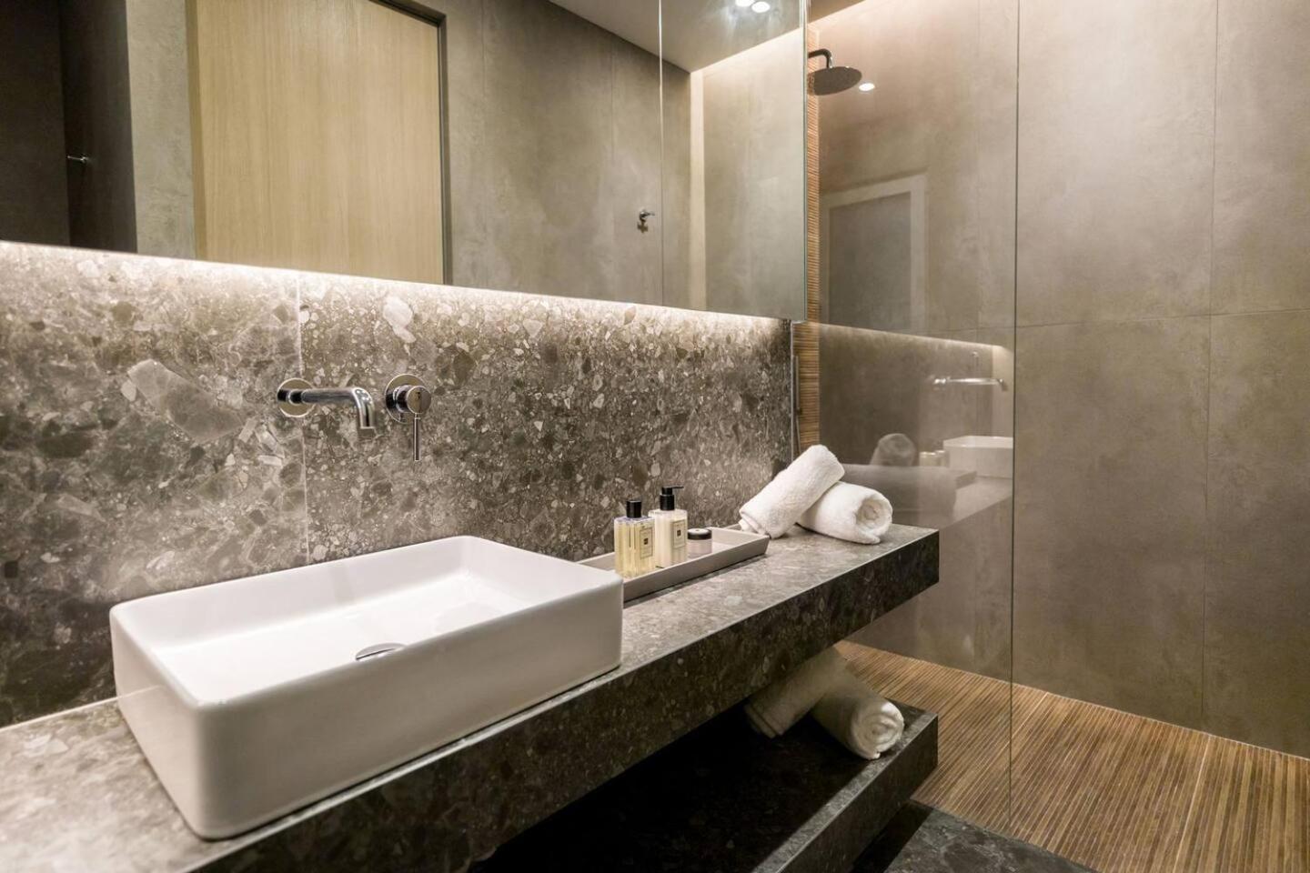 Luxury Apt Near The Beach Athens Riviera By Olon Exterior photo